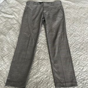 Mens H&M skinny fit checkered dress pants.